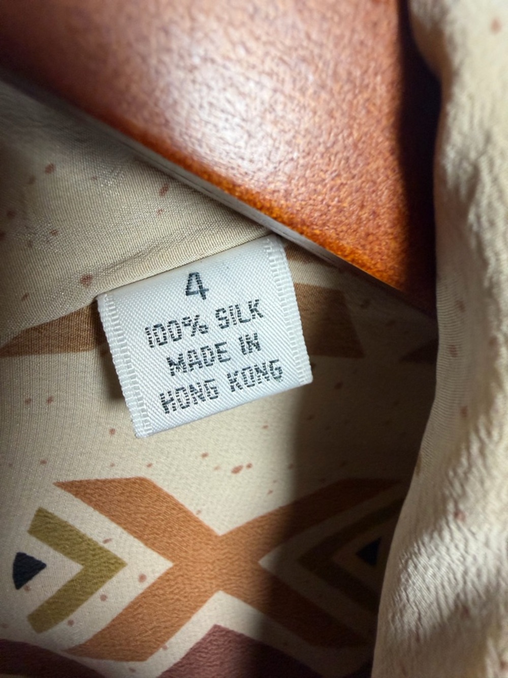 Ellen Tracy Cream & Brown Geometric Short-Sleeve Blouse 100% Silk - Picture 7 of 7